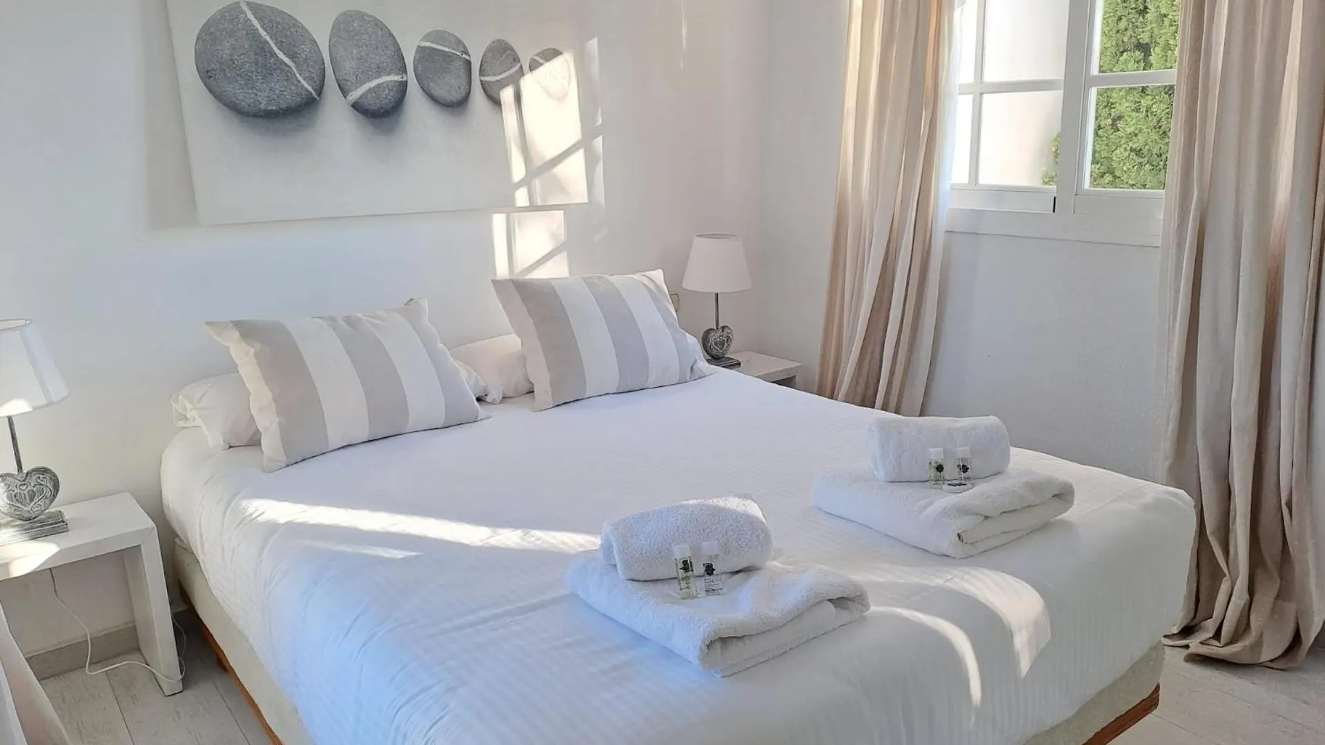 Noctua Lovely 4 Bedroom House And Pool Estepona 0*,